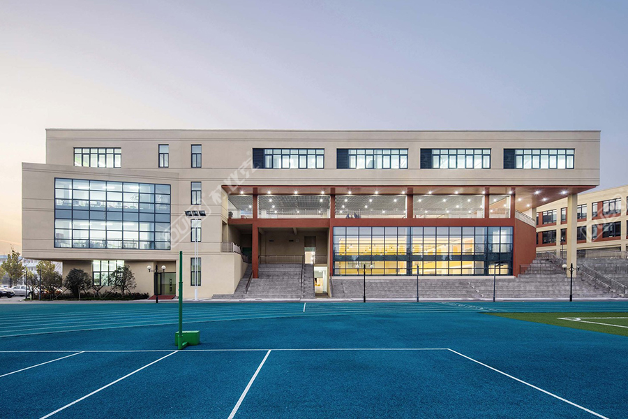 揚(yáng)中市外國語中學(xué)分部